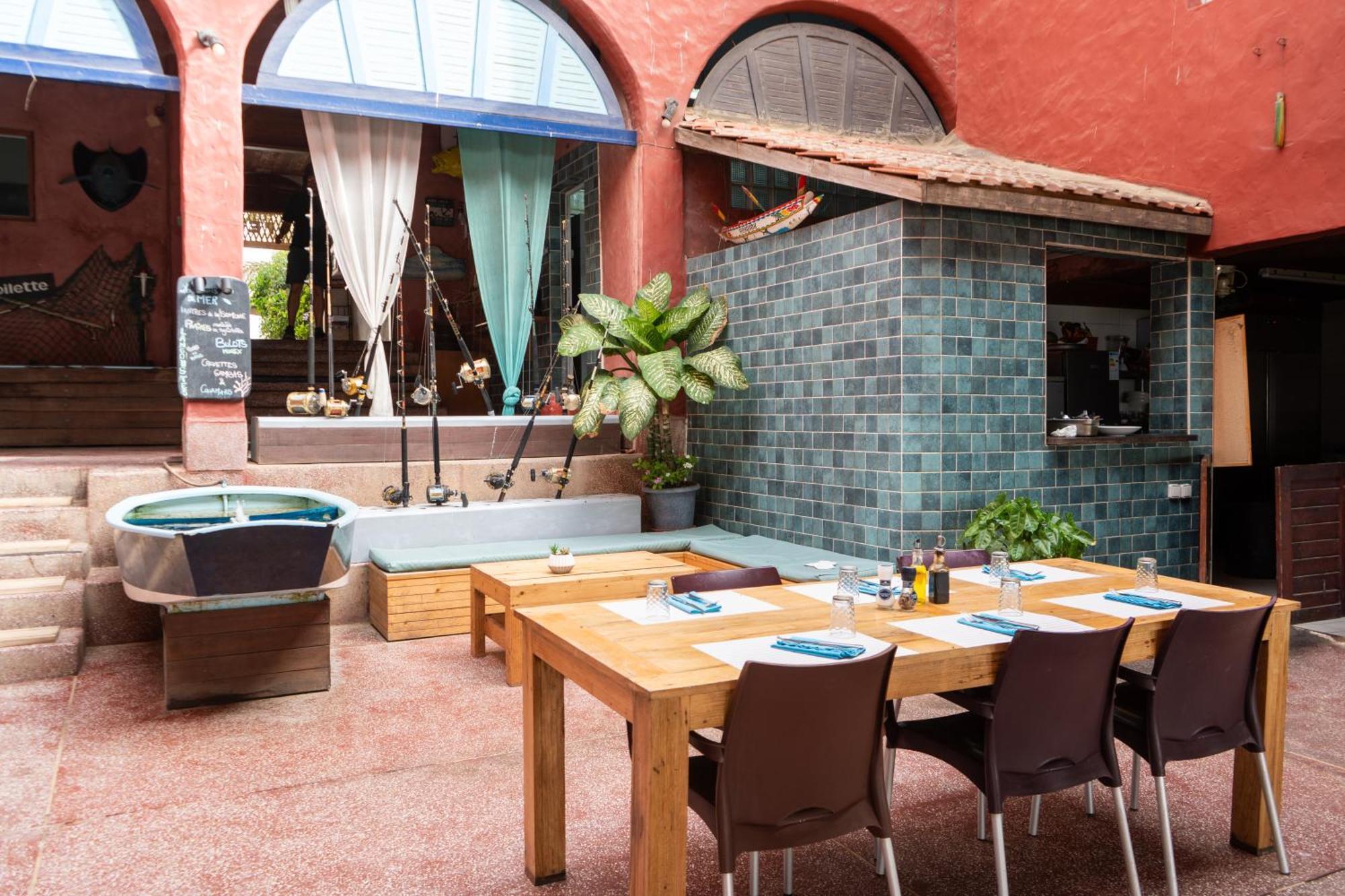 La Du Pêcheur Atlantic Evasion Couette-café Dakar